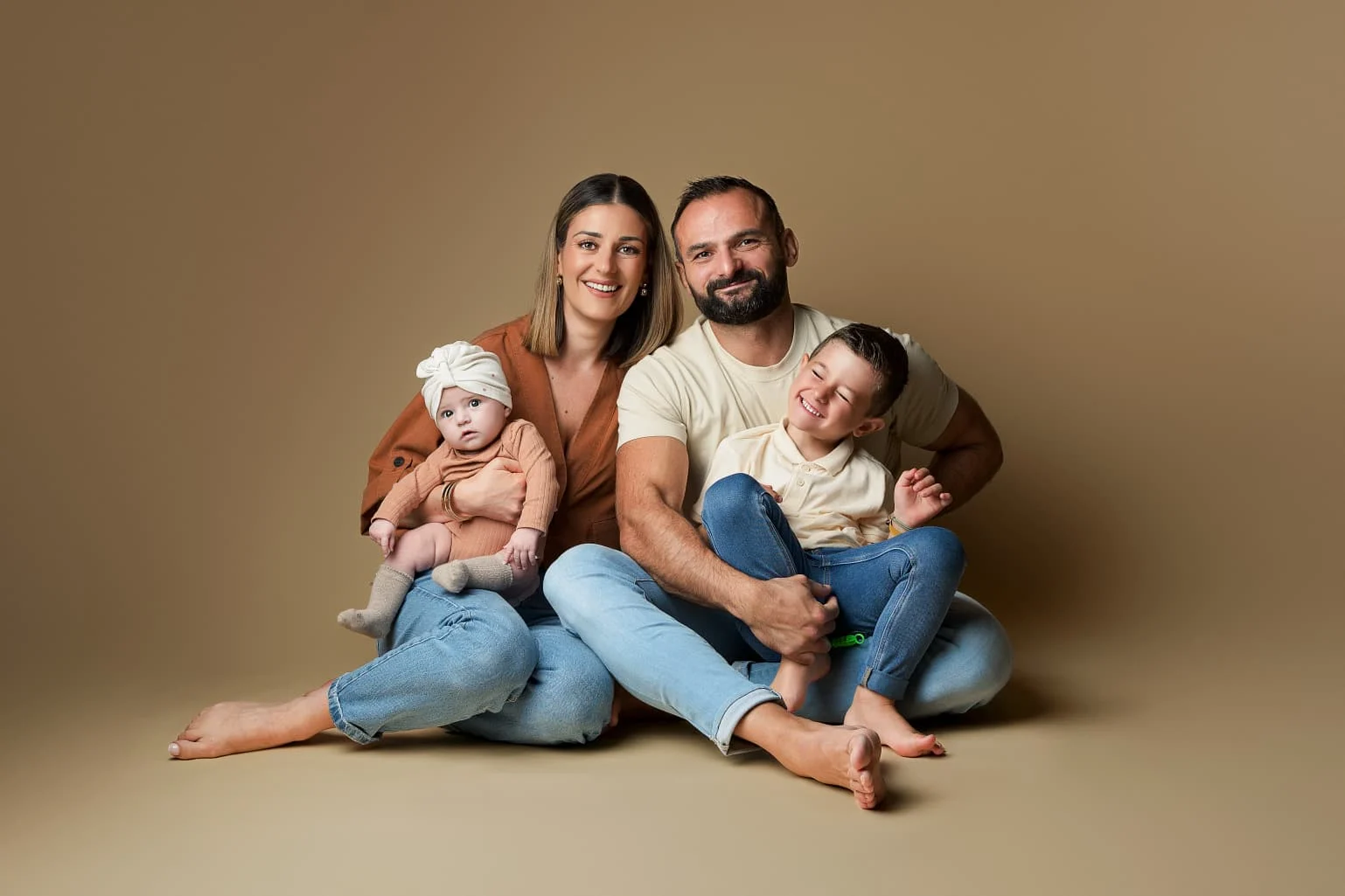Photographe famille Angers, Maine et Loire — studio de Paulina Caiceo