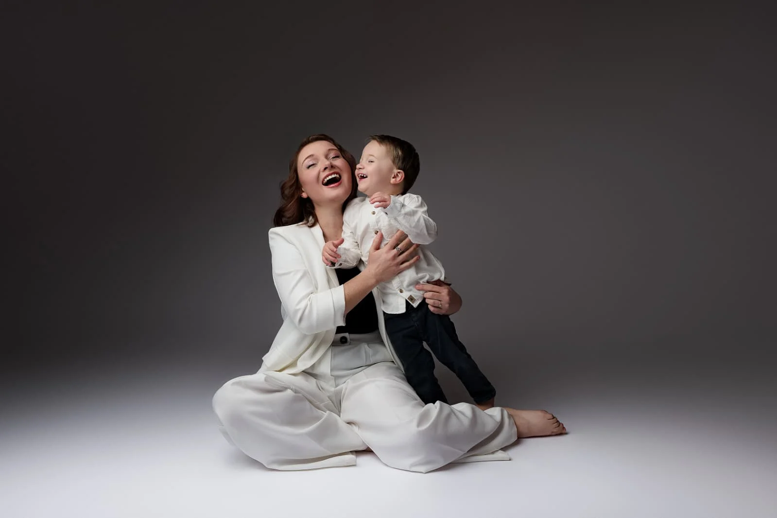 Photographe bébé/enfant et maman Angers, Maine et Loire — studio de Paulina Caiceo